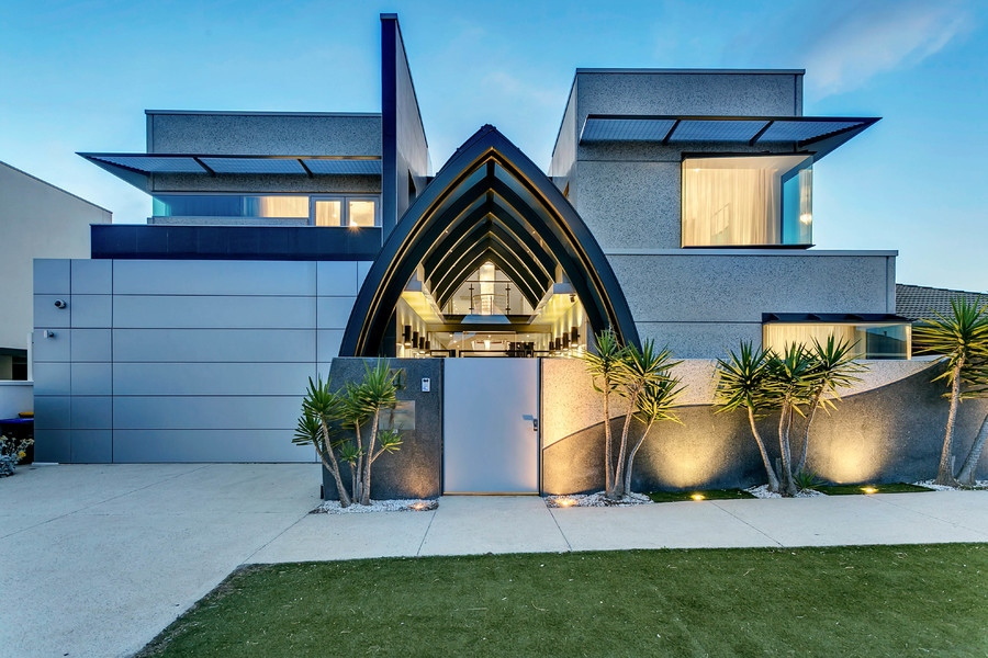 81 Seaview Road, Tennyson Sold by Giordano & Partners - image 1