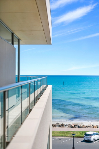 4.3/8-9 North Esplanade, Glenelg North Sold by Giordano & Partners