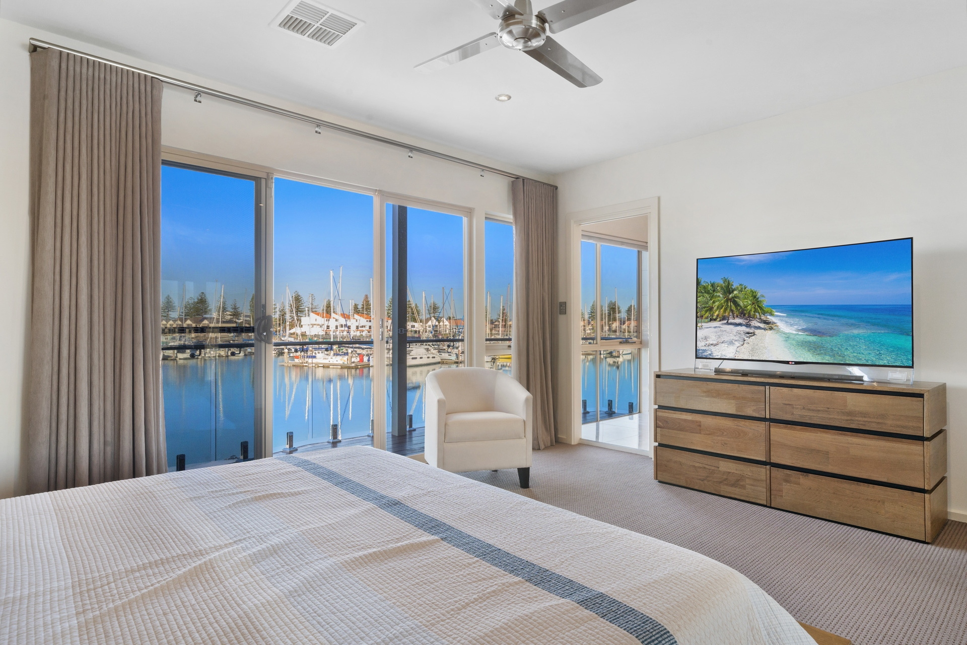 83 Gulf Point Drive, North Haven Sold by Giordano & Partners - image 15