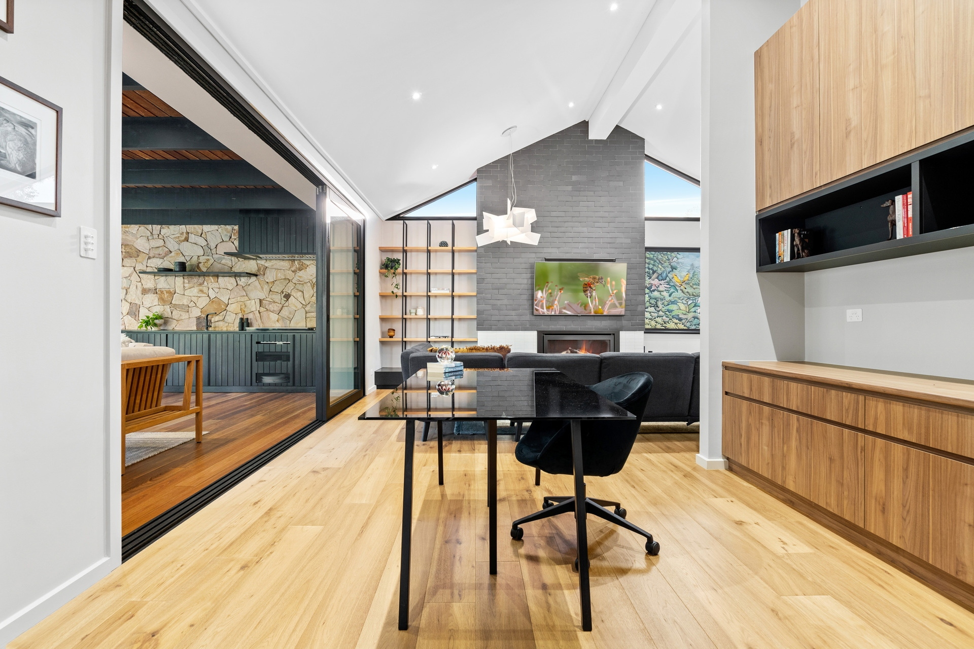 4 Elizabeth Court, Burnside Sold by Giordano & Partners - image 5