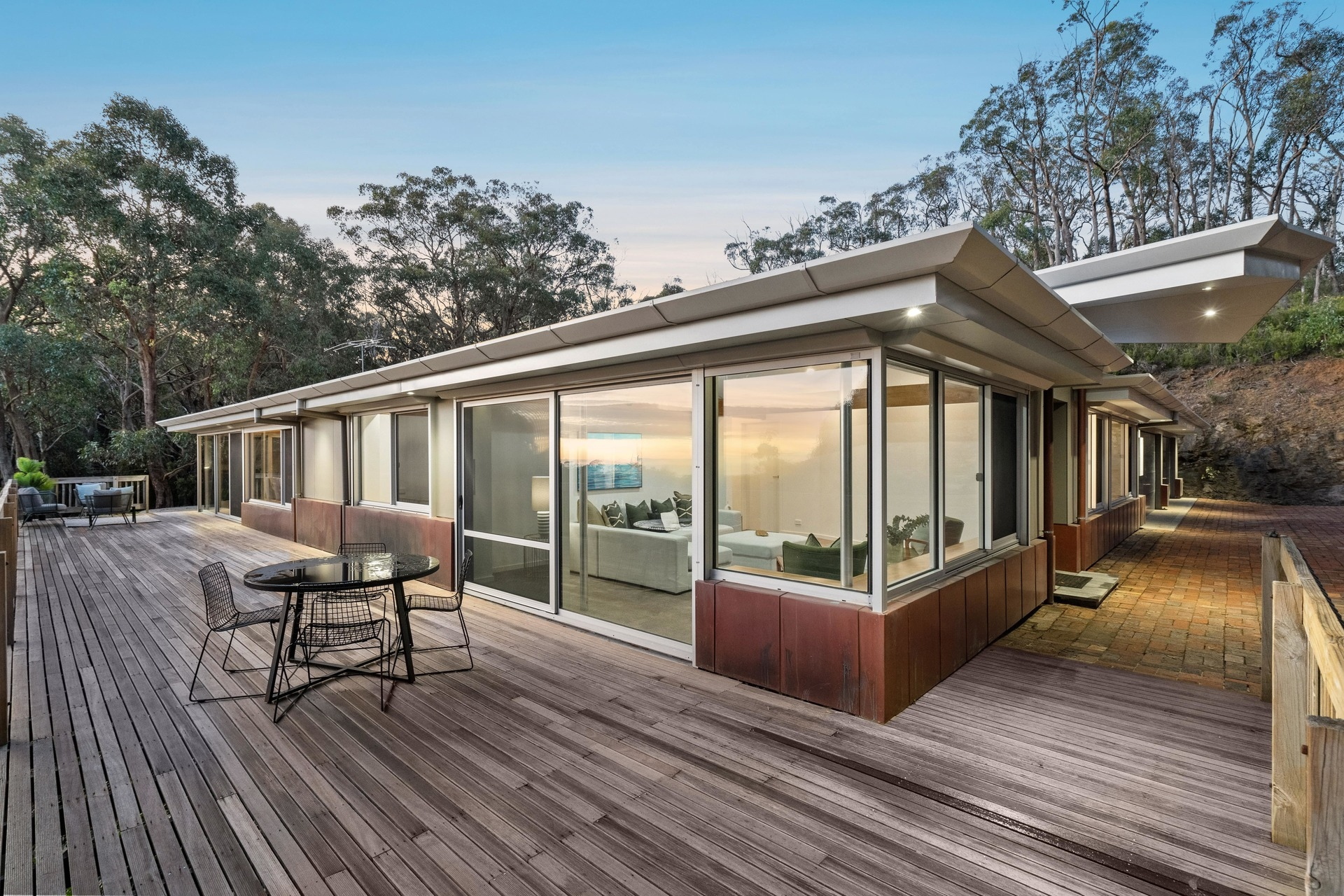8 Heather Road, Crafers West Sold by Giordano & Partners - image 28