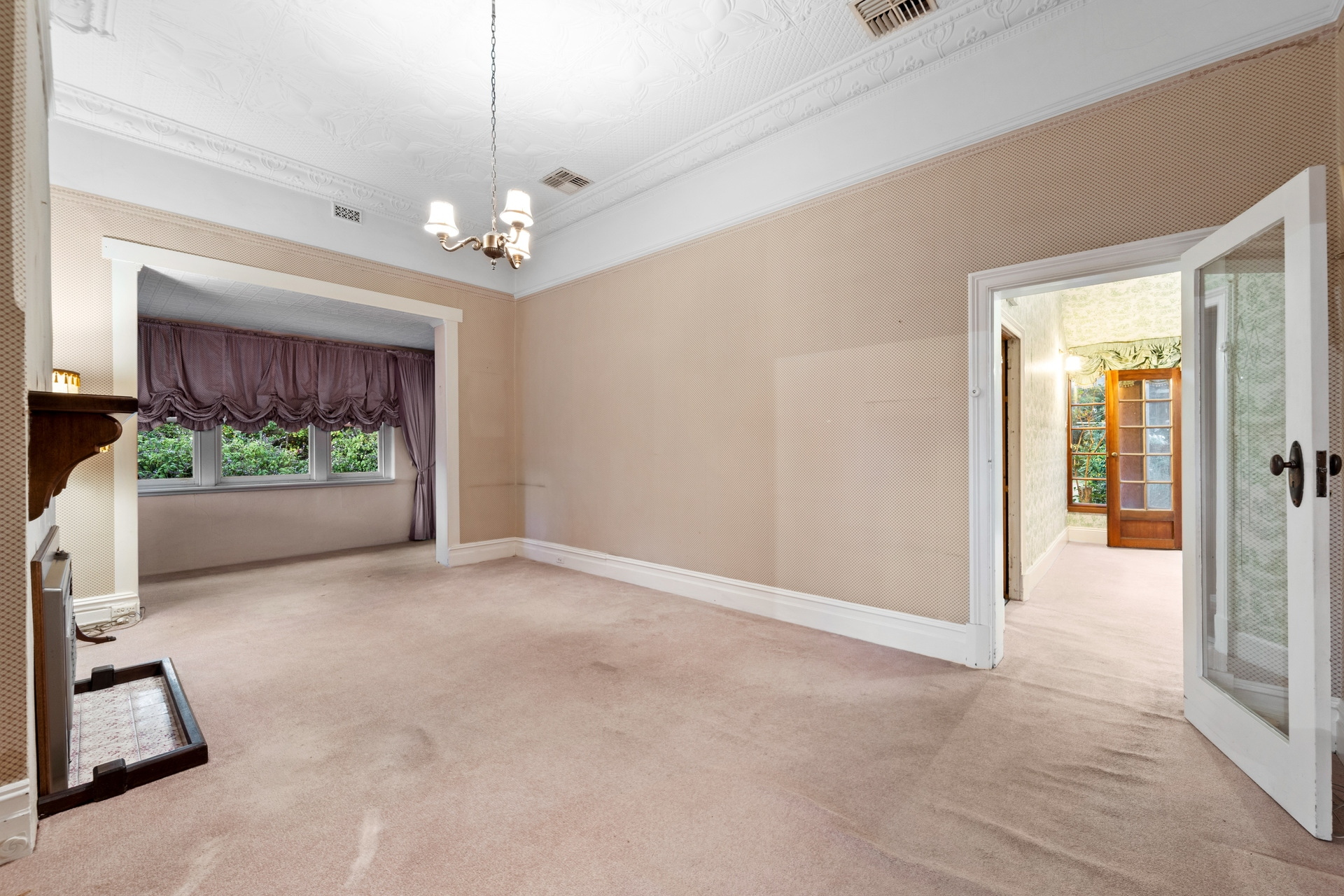 38 Wheaton Road, Plympton Sold by Giordano & Partners - image 6