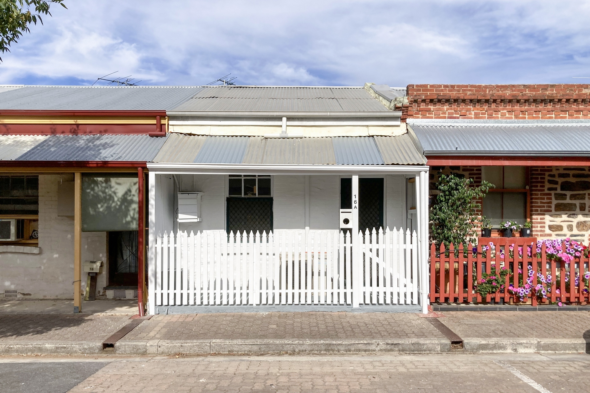 16A Little Sturt Street, Adelaide Sold by Giordano & Partners - image 1