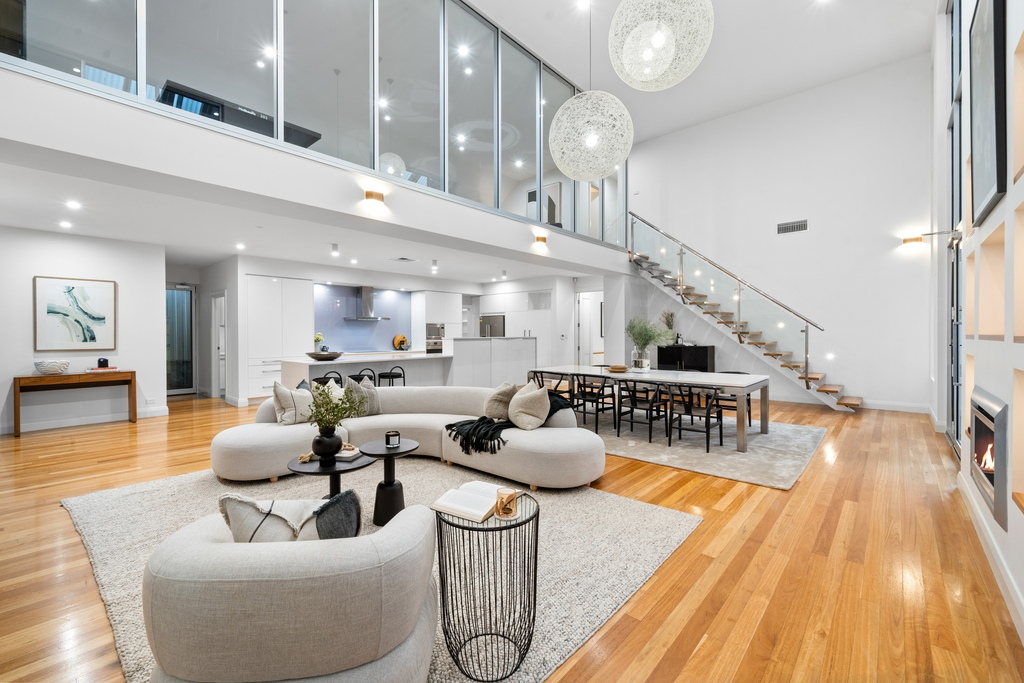 1 Jenkins Avenue, Myrtle Bank Sold by Giordano & Partners