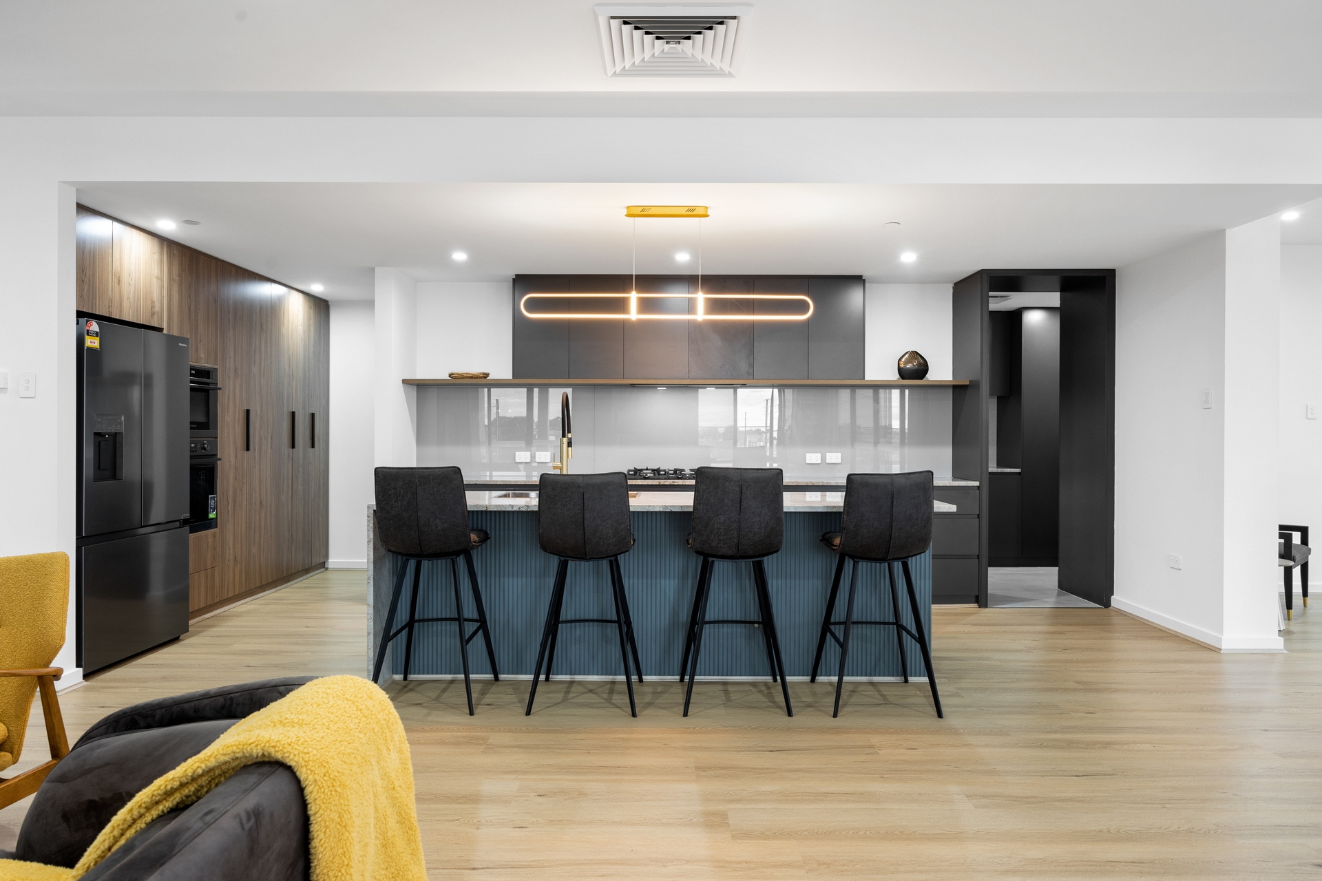 Penthouse/483 North East Road, Hillcrest Leased by Giordano & Partners - image 7