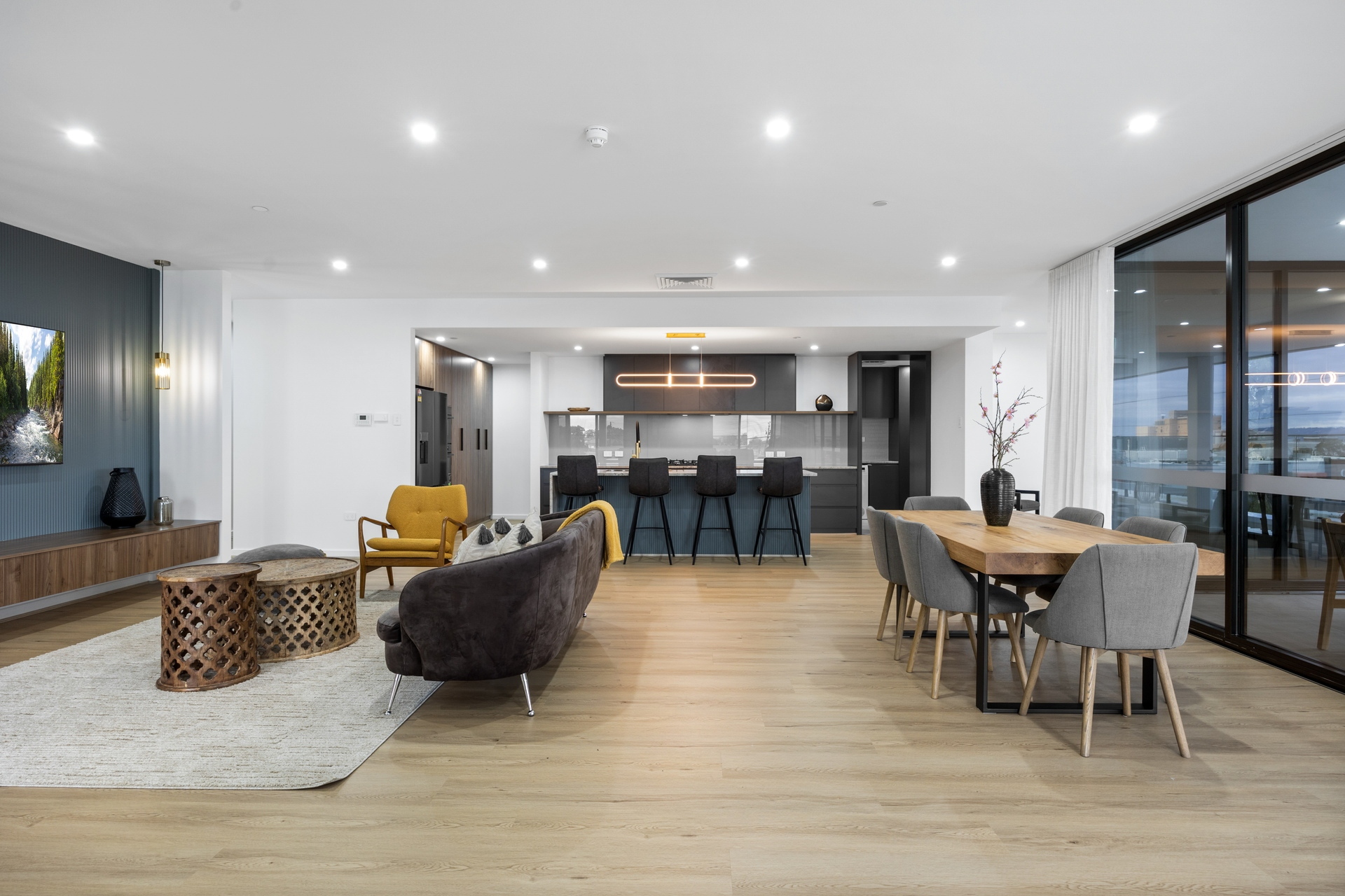 Penthouse/483 North East Road, Hillcrest Leased by Giordano & Partners - image 5