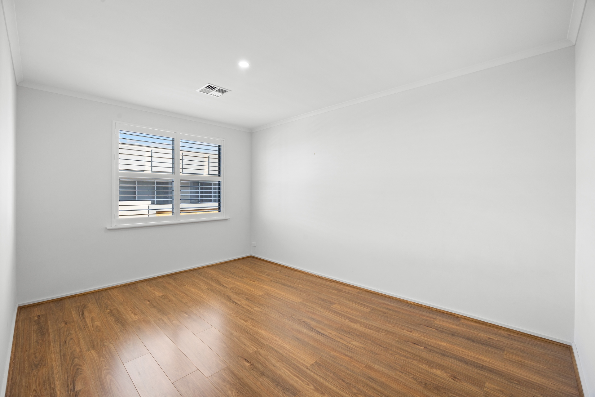 5 Bradley Terrace, Lightsview Leased by Giordano & Partners - image 12