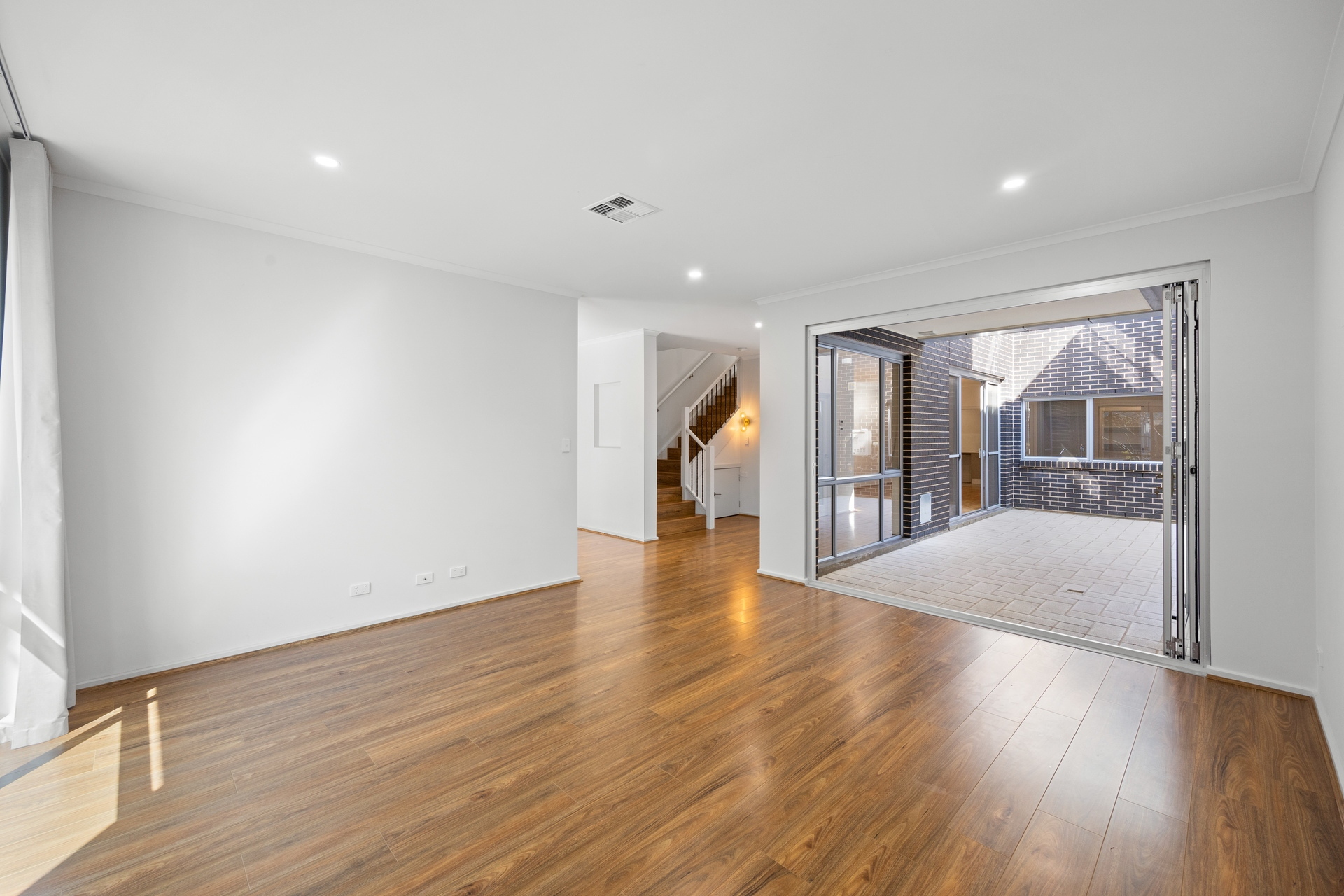 5 Bradley Terrace, Lightsview Leased by Giordano & Partners - image 3