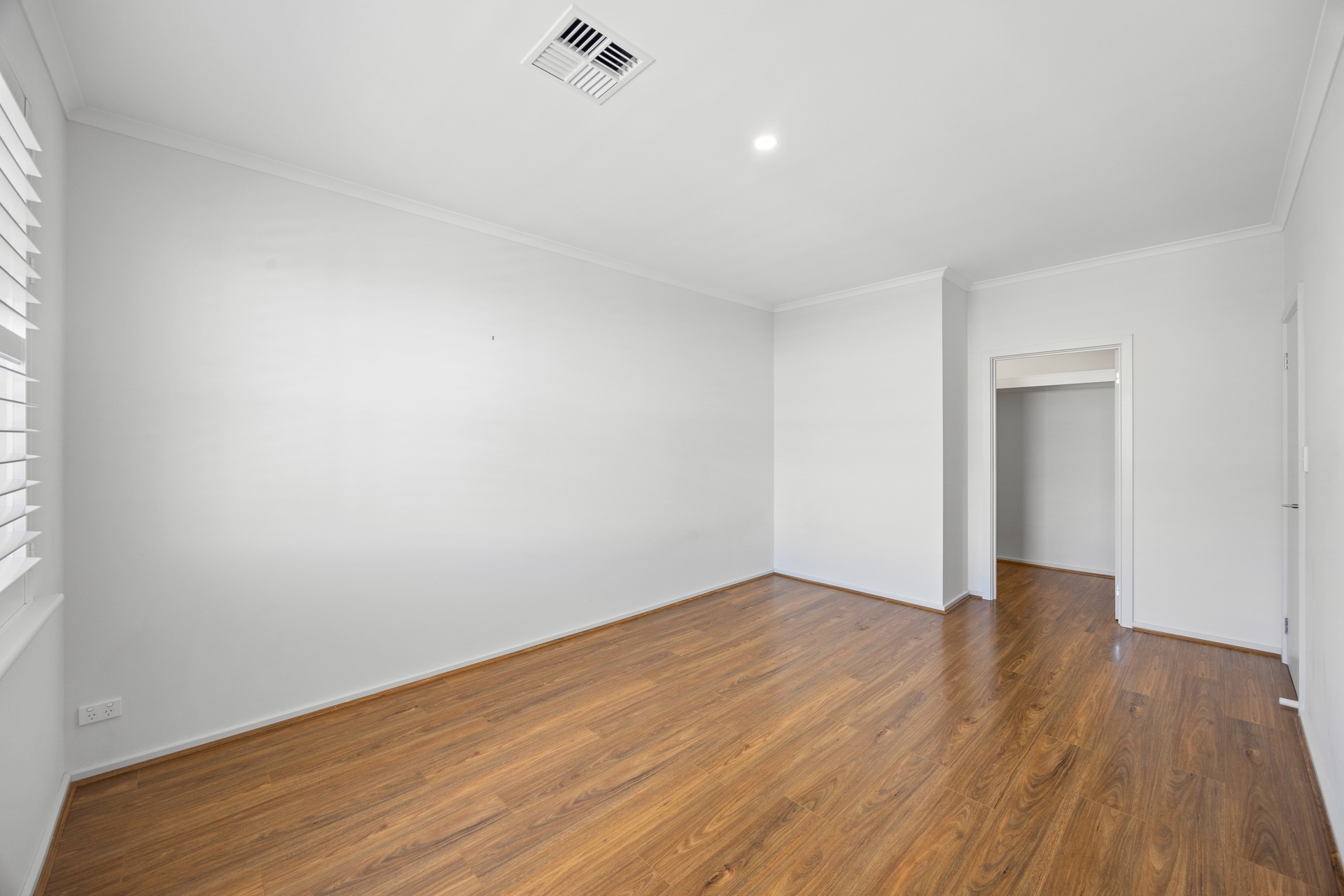 5 Bradley Terrace, Lightsview Leased by Giordano & Partners - image 13