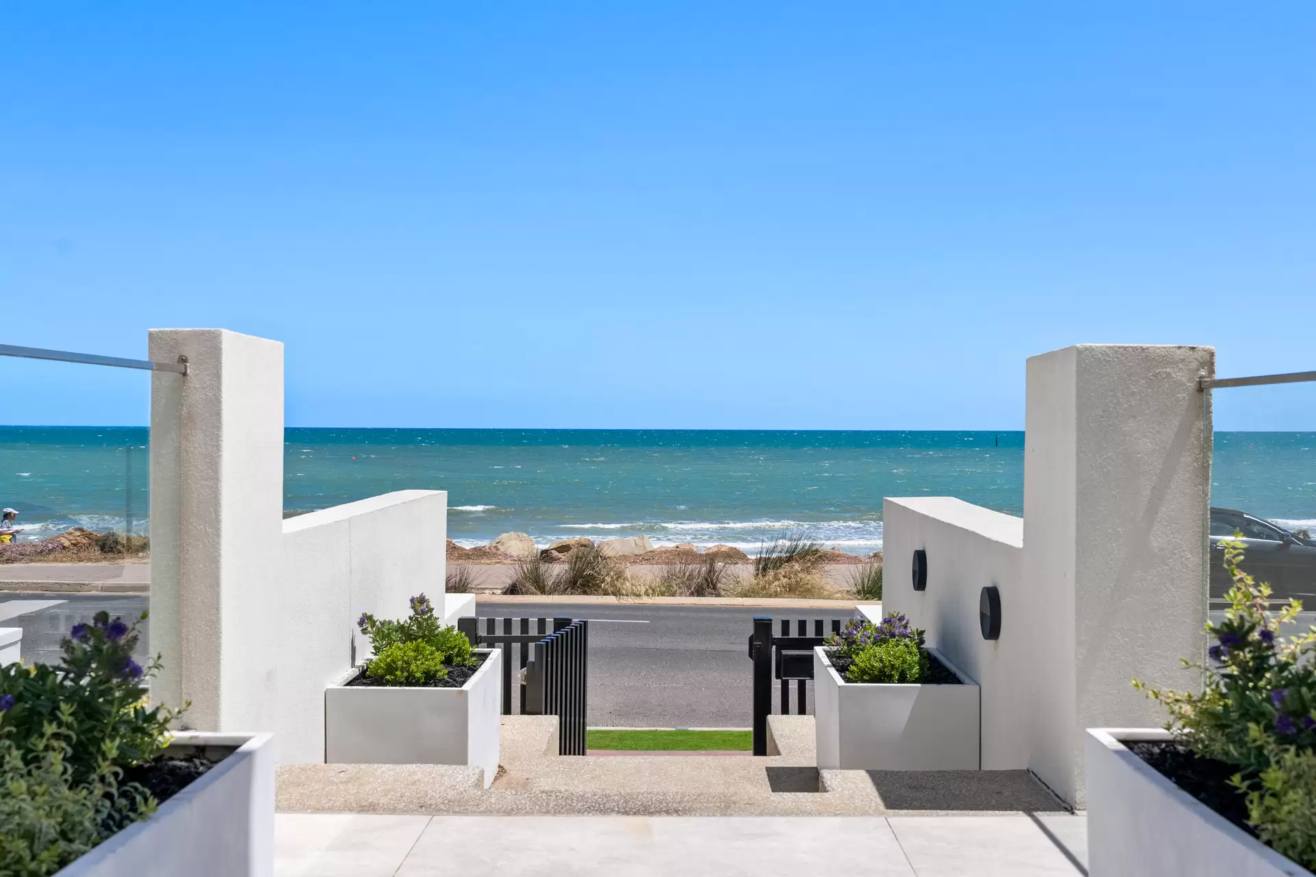 21 North Esplanade, Glenelg North Sold by Giordano & Partners - image 1