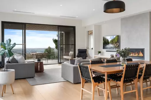 13 Redounau Crescent, Wattle Park Sold by Giordano & Partners