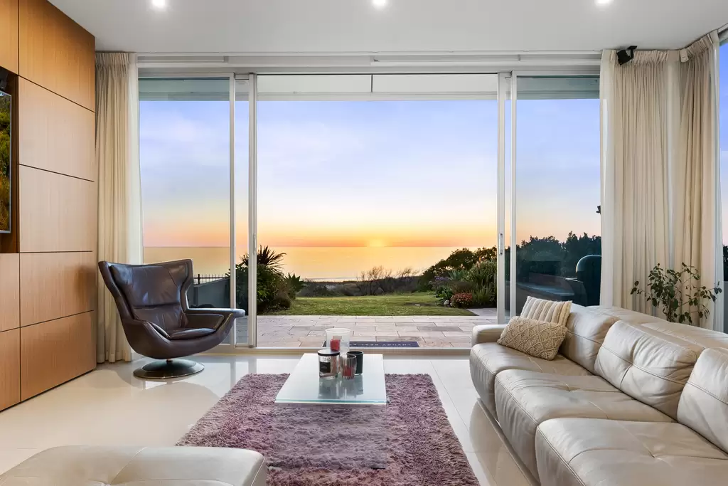 125b Seaview Road, Tennyson Leased by Giordano & Partners