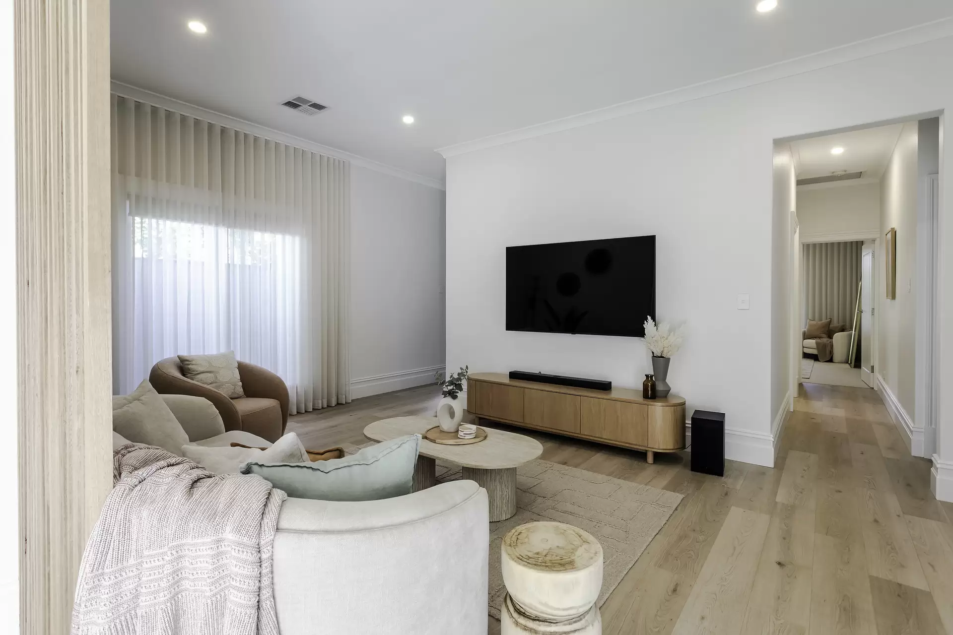 42 Hill Street, Parkside Leased by Giordano & Partners - image 2