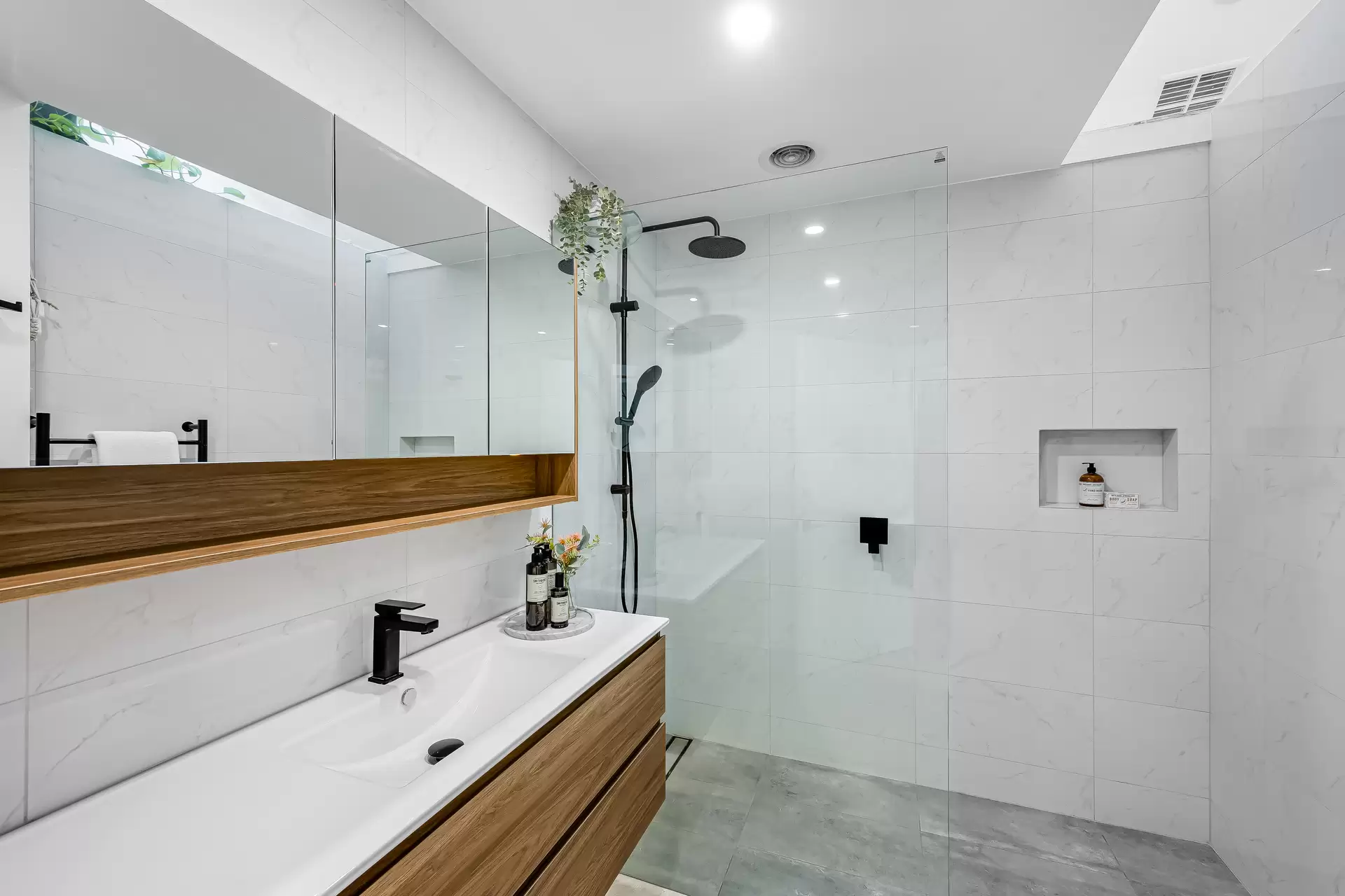 2 Riviera Court, Pasadena Leased by Giordano & Partners - image 18