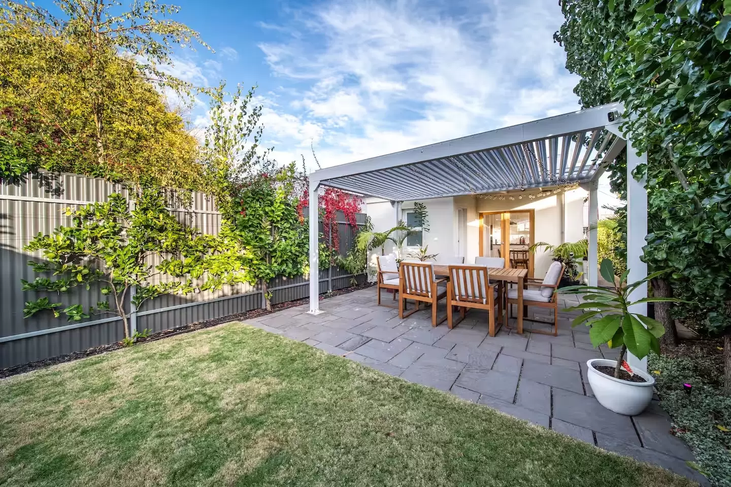 44 Dunks Street, Parkside Leased by Giordano & Partners - image 3