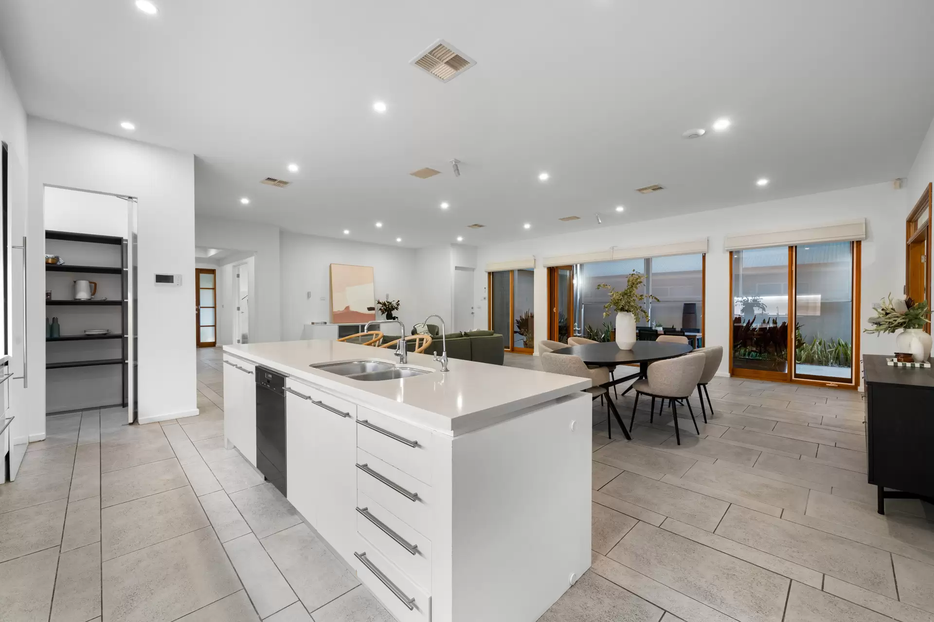 63 Broad Street, Marden Sold by Giordano & Partners - image 10