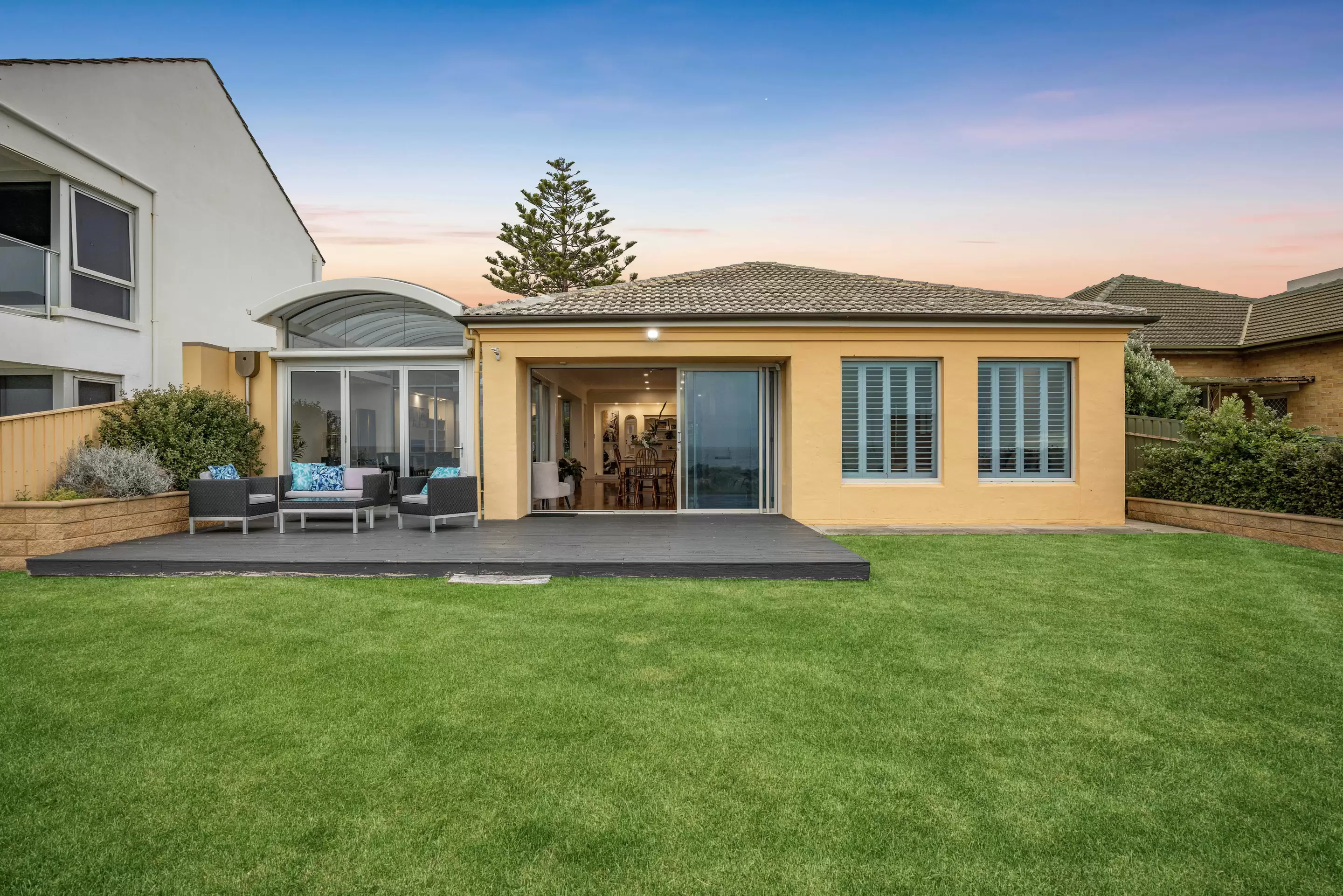 43 Seaview Road, Tennyson Sold by Giordano & Partners - image 4